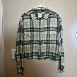 American Eagle Cropped Green Flannel